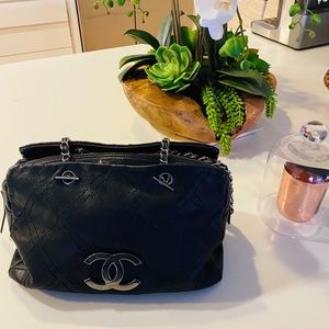 CHANEL calfskin diamond stitch tote